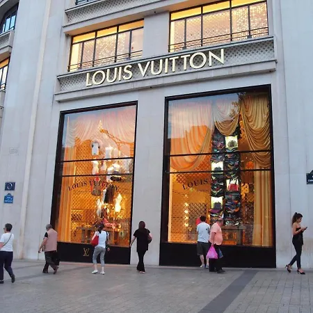 Sttudio Champs Elysees *
